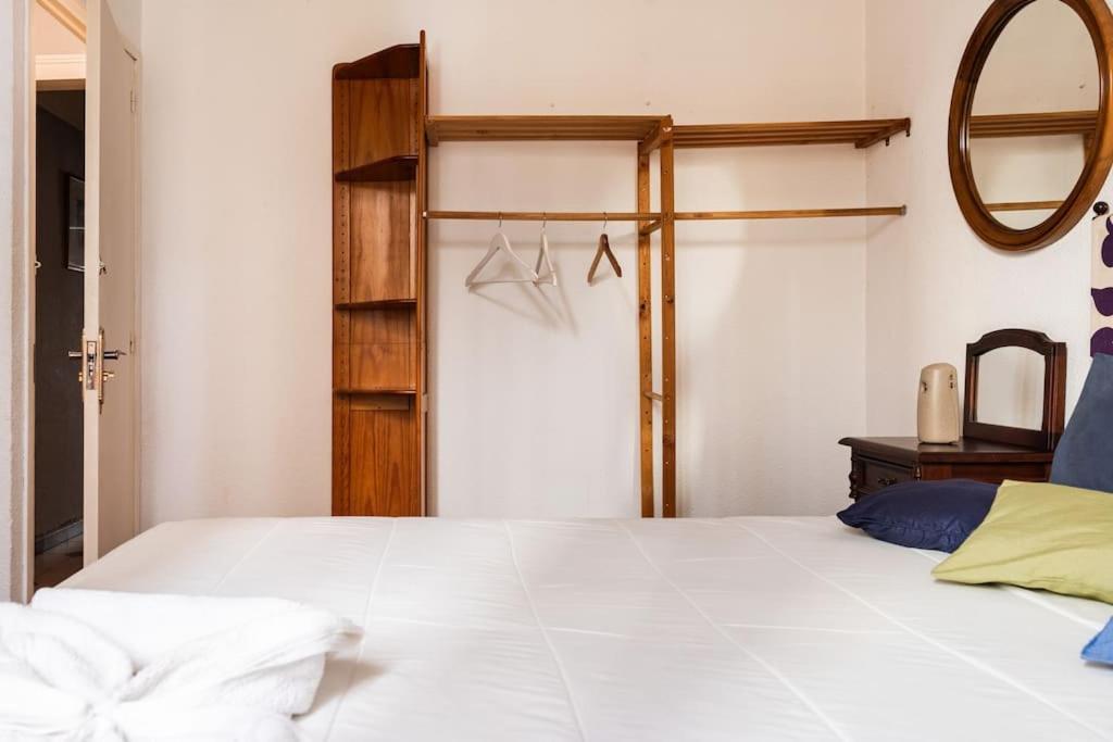 Gaudi 51 Apartment บาร์เซโลนา ภายนอก รูปภาพ