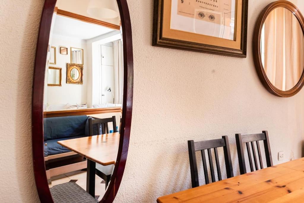 Gaudi 51 Apartment บาร์เซโลนา ภายนอก รูปภาพ
